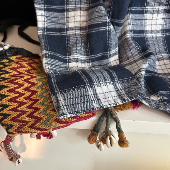 Navy and White Plaid Flannel Casual Button-Down Shirt - Picture 3 of 16